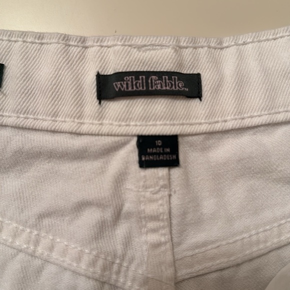 HIGEST RISE SHORTS | WHITE - Picture 5 of 5